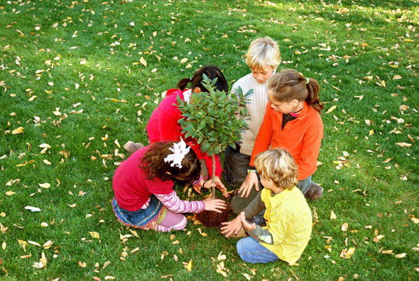 earth-day-kids earth-day-kids