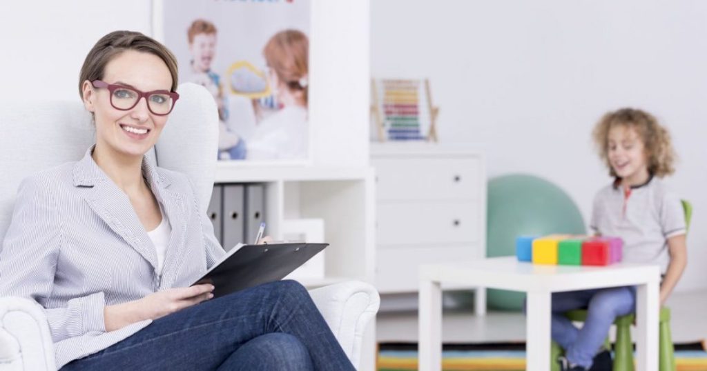school-psychologist-with-student school-psychologist-with-student